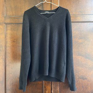 Uniqlo Black Cashmere V-Neck Sweater